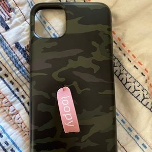 Iphone 11 pro max camo loopy case
